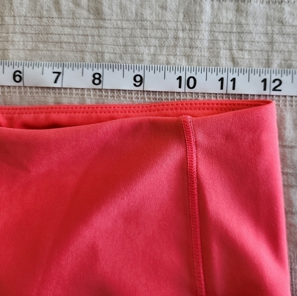 Body Glove Cropped Capri Leggings High Rise Bright Pink Medium - Picture 6 of 8